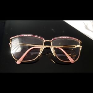 VINTAGE Tura Frames #489 rose